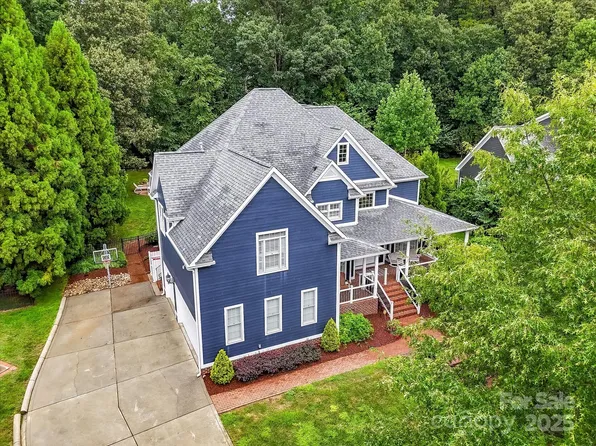 18517 Rollingdale Ln, Davidson, NC 28036