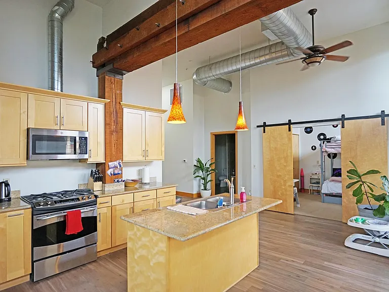 17 N 3rd St #204 — Photo 4