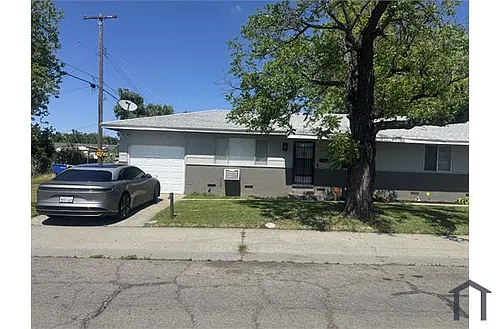 921 Harris Ave Photo 1