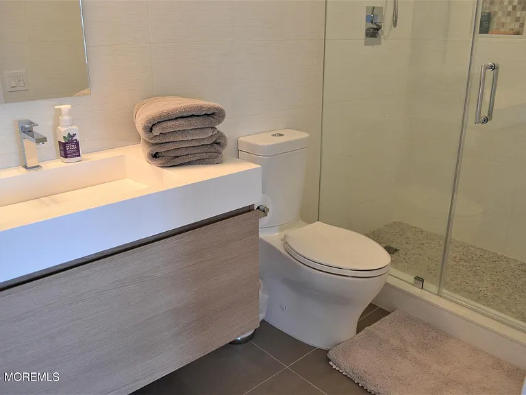 900 Ocean Ave #29 — Photo 34