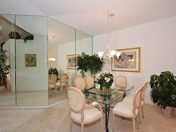3rd image of 3423 Wildwood Lake Cir