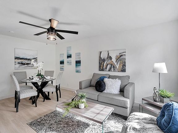 3rd image of 549 Serenade Way