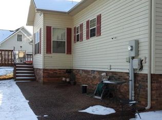 3290 Mine Lick Creek Rd, Cookeville, TN 38501