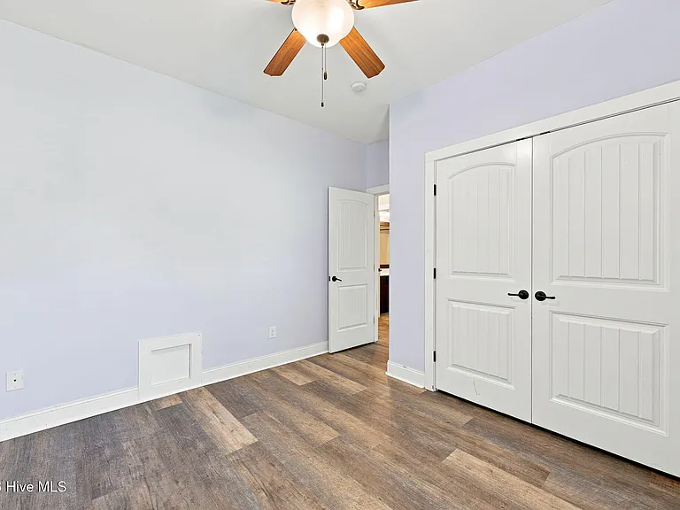 210 Station House Rd — Photo 16