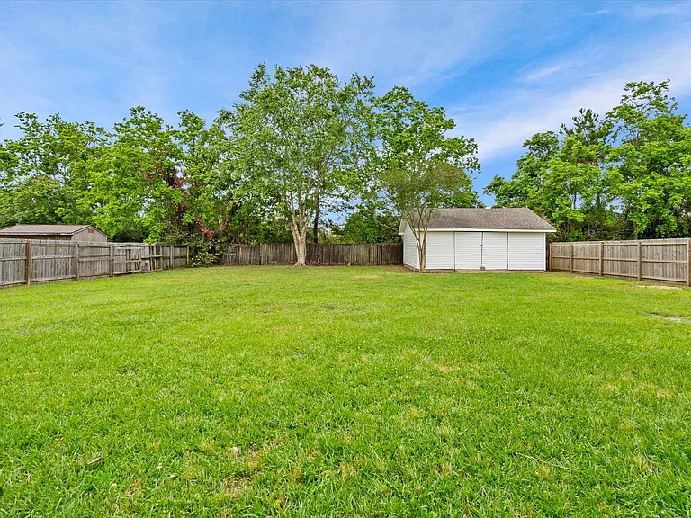 7669 Willard Ct — Photo 17