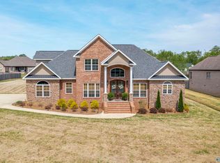 72 Heron Dr NW, Gadsden, AL 35901