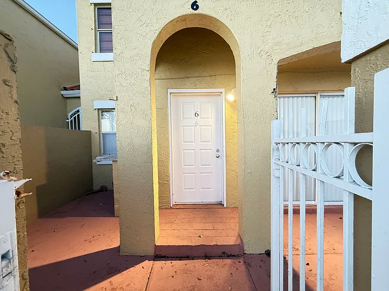 8570 NW 3rd Ln — Photo 6