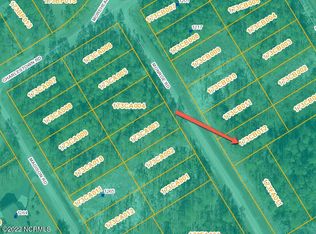 12 Monroe Rd #L, Southport, NC 28461