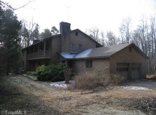 804 Cedarbrook Ct, High Point, NC 27265