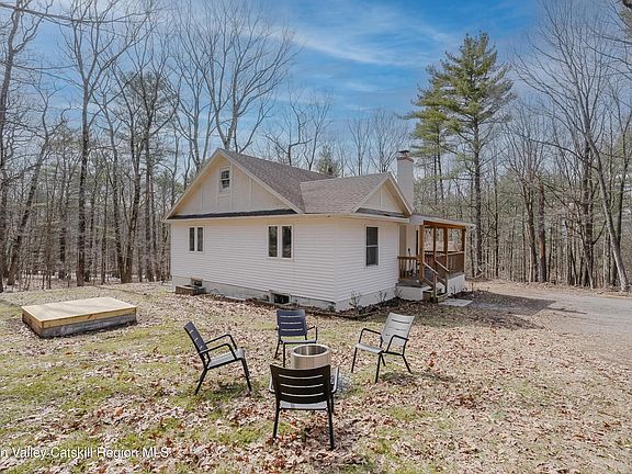 3rd image of 230 Potic Mountain Road