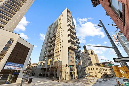 380 Pelissier St #1302 Photo 1