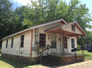 909 13th St S, Columbus, MS 39701