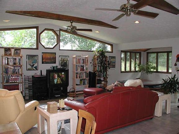 3rd image of 2301 W County Road 350 S