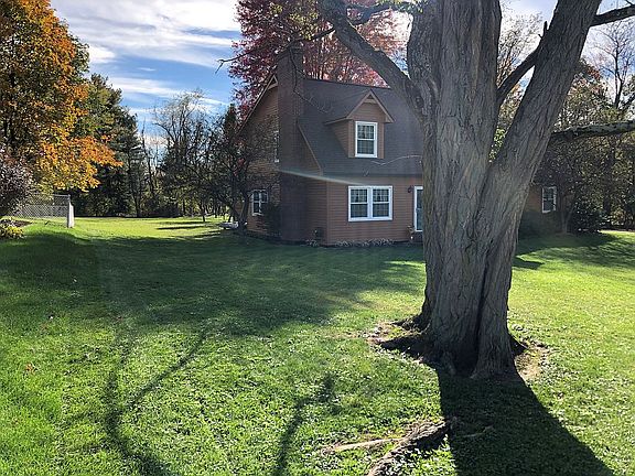4th image of 304 Patton Ave