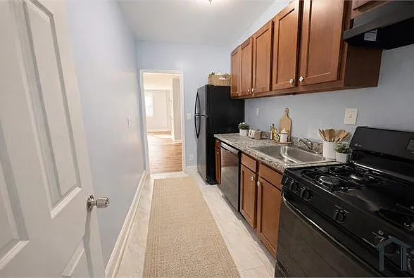 444 Mellon St SE #4