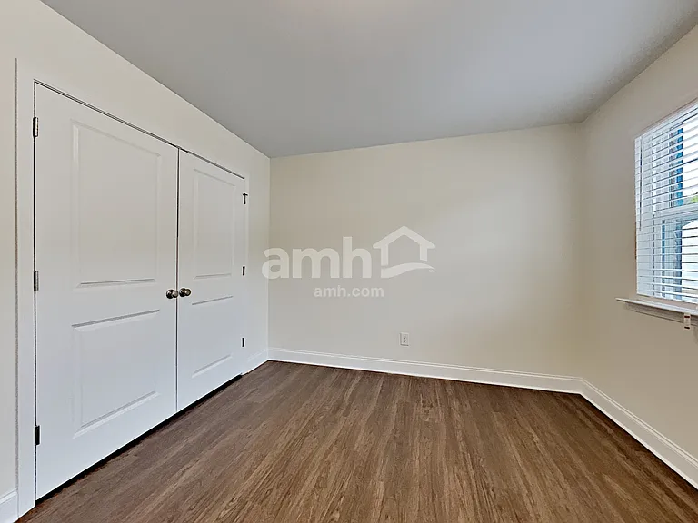 588 Woodall Rd — Photo 19