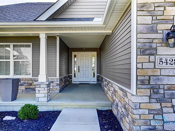 5th image of 5428 Willow Cir