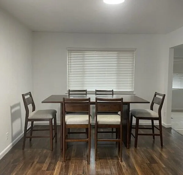 660 Greg Thatch Cir #9 — Photo 4