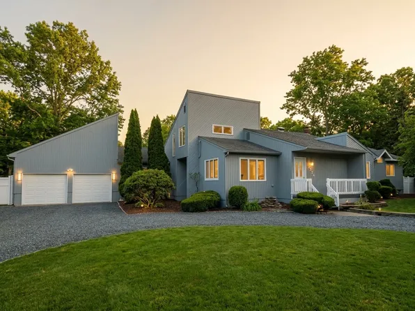 1749 Hillside Pl, Forked River, NJ 08731