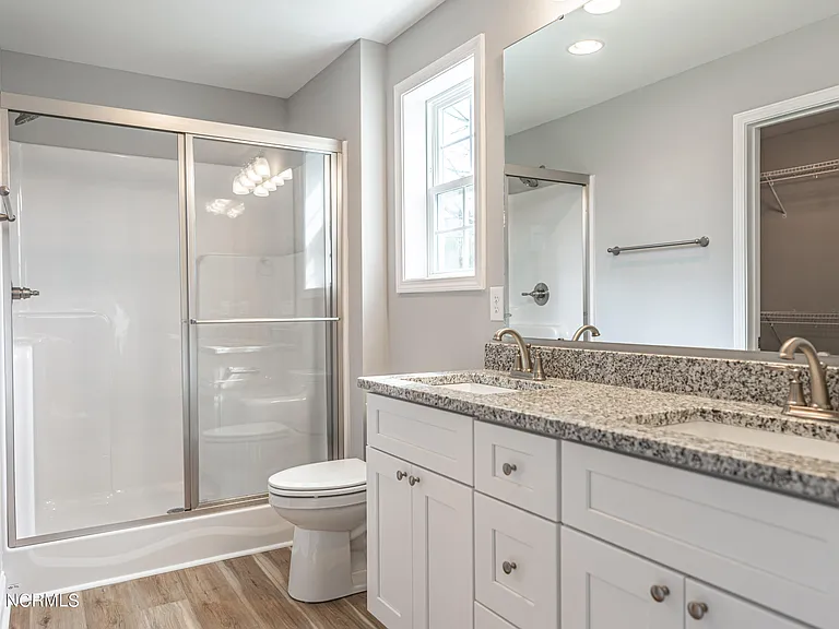 1060 W New York Ave — Photo 13