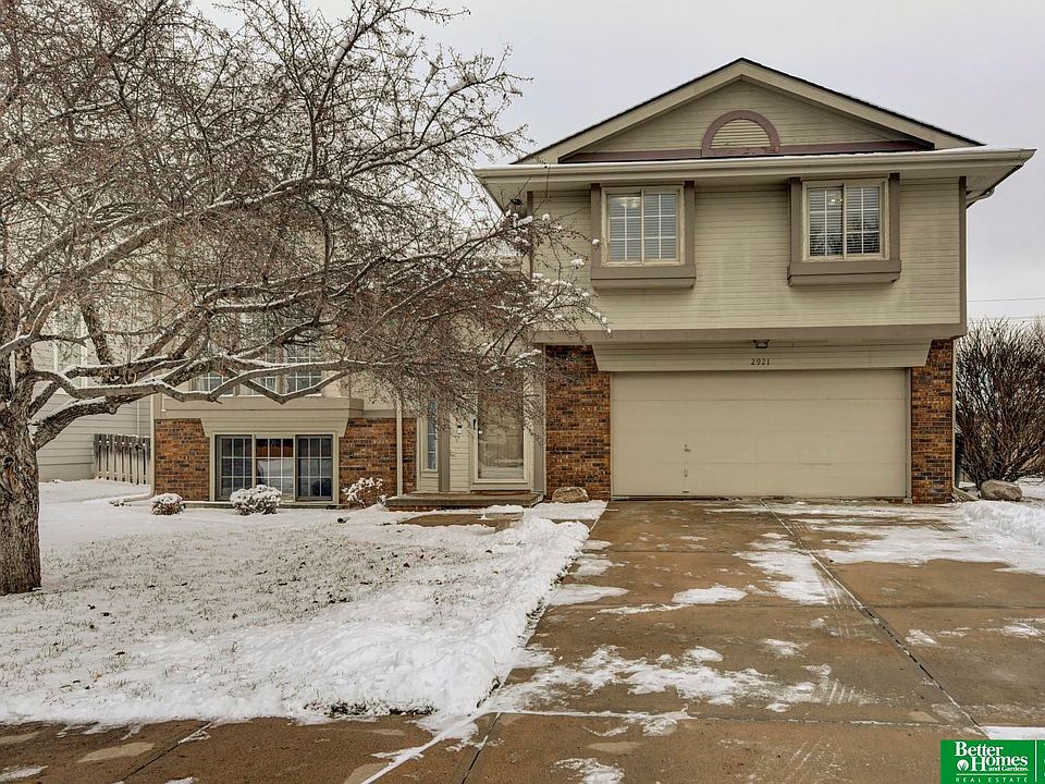 1st image of 2921 N 120th Avenue Cir