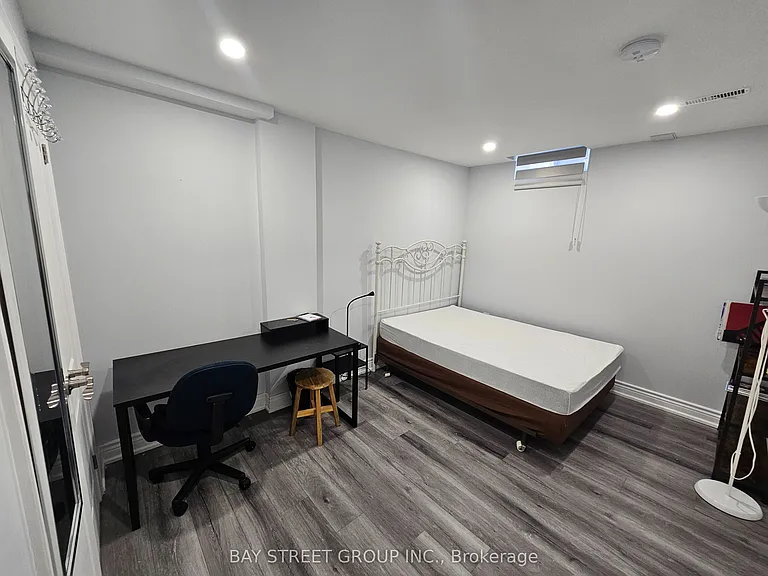 3177 Colonial Dr #1 — Photo 12