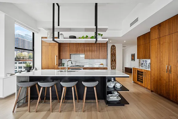 Rented by Sotheby's International Realty | media 8