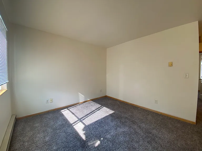 219 W Myrtle St #D — Photo 7