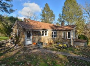 5 Carl Norris Rd, Brevard, NC 28712