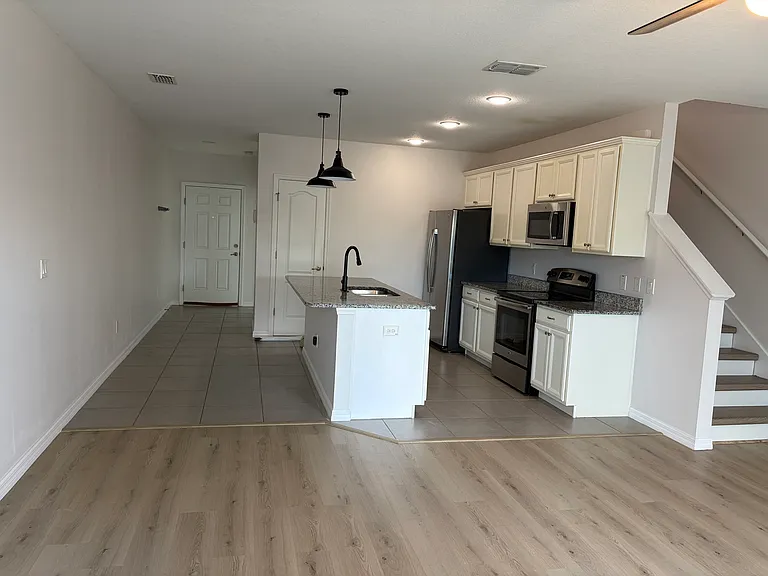 600 Northern Way #1005 — Photo 15