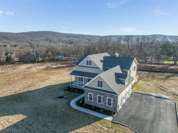 42 Brantwood Terrace, Mansfield Twp., NJ 07840