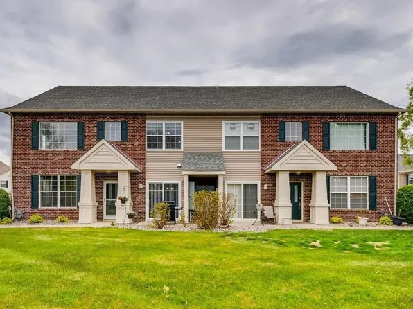 11386 Eldorado St NE Unit E, Blaine, MN 55449