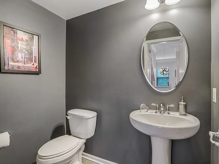 358 Urban Ave #358 — Photo 15