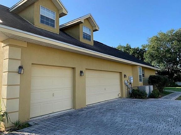 2nd image of 9511 Waterford Oaks Blvd