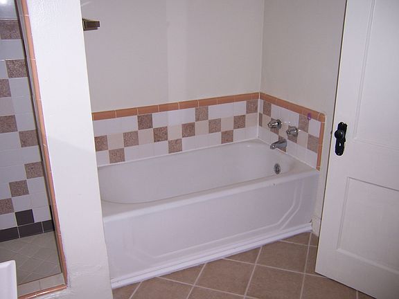 Bath with Tile Backsplash