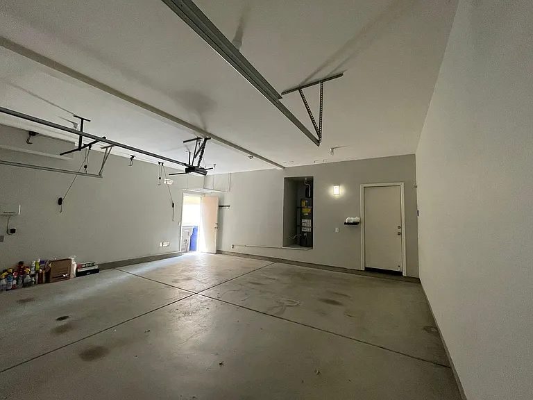 1591 Stow Grove Ave — Photo 15