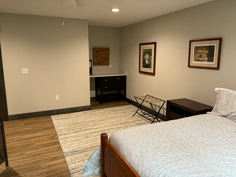 77 Fox Den Rd #1 — Photo 26