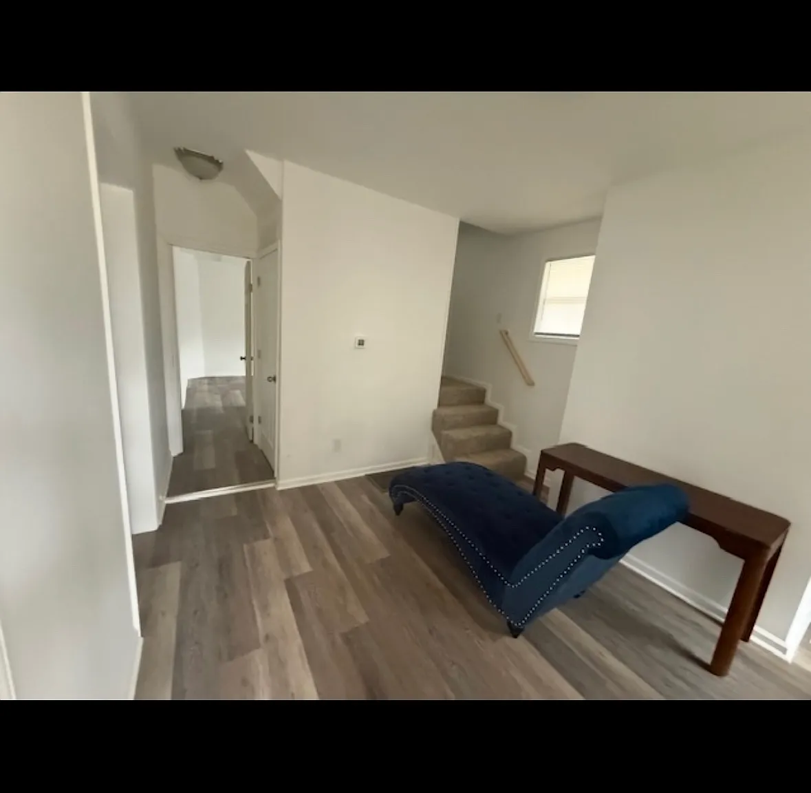 5 bed, 2100 sqft, $1,975 — Photo 1