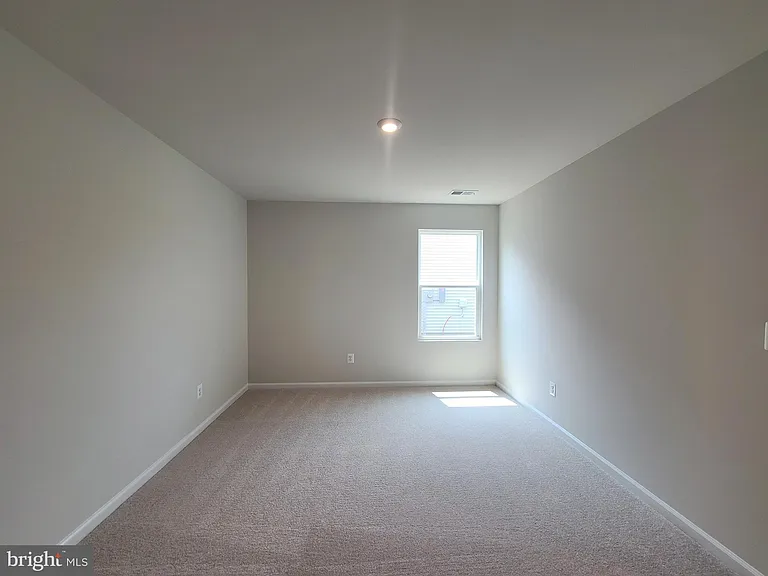 11 Holly Rd — Photo 13