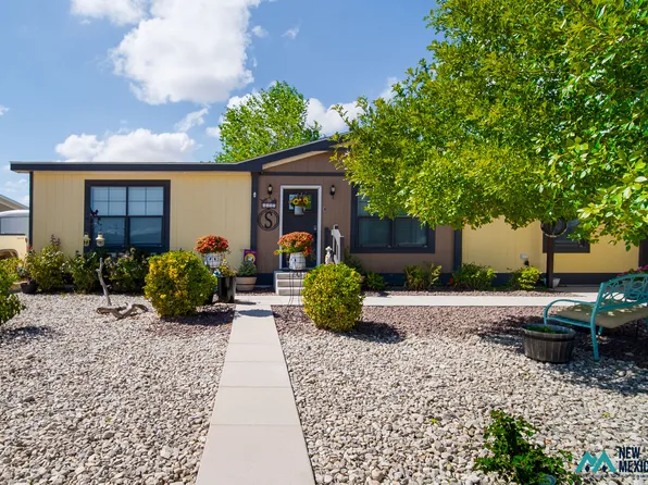 4207 Magnolia St, Carlsbad, NM 88220