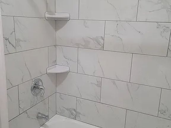 5th image of 357 Poplar St #2