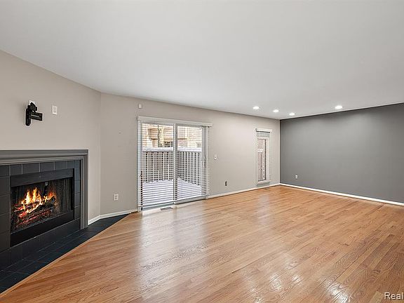 5th image of 701 E Lincoln St