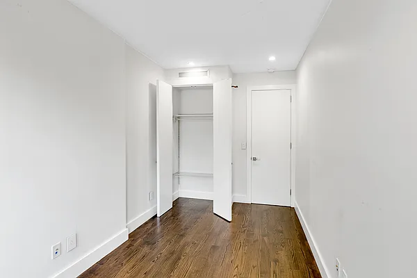 Rented by Owner | media 9