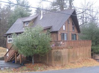 1102 Mink Trl, Bushkill, PA 18324
