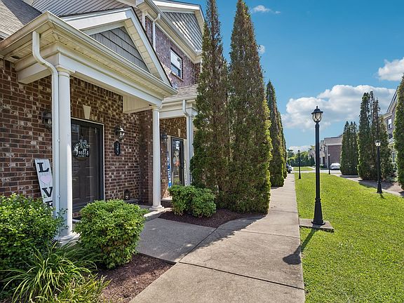 5th image of 341 Rowlette Cir