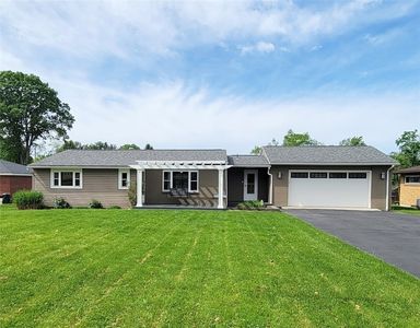2216 Manor Dr, Ford City, PA, 16226