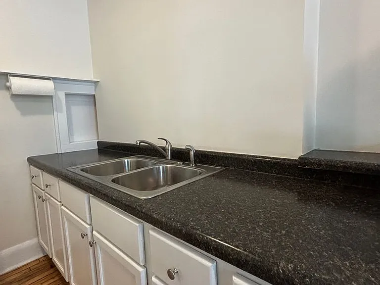 1756 Grand Ave — Photo 20