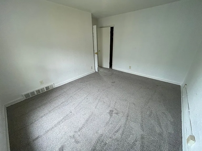 3266 N 3rd St. (4 Unit) — Photo 5