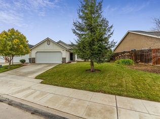 7076 W San Ramon Ave, Fresno, CA 93723