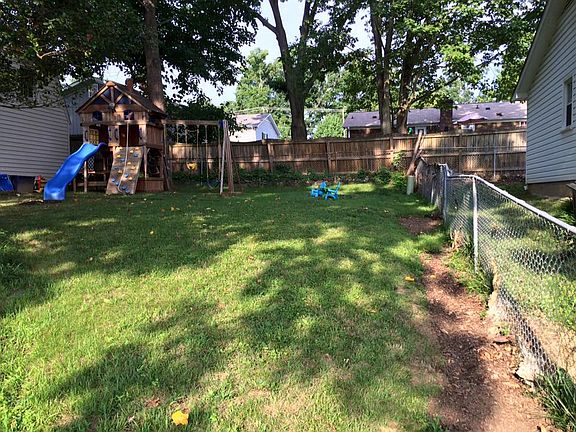 2nd image of 5317 Bayberry Ln